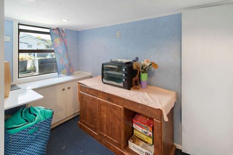 Photo of property in 73 Camberwell Road, Hawera, 4610