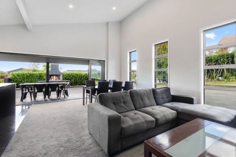 Photo of property in 19 Blackmore Drive, Lynmore, Rotorua, 3010