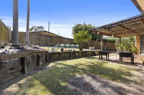 Photo of property in 3 Harobed Place, Weymouth, Auckland, 2103