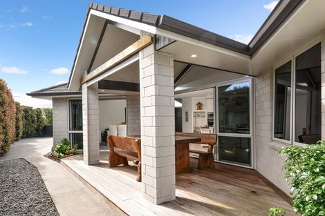 Photo of property in 52 Helen June Avenue, Flagstaff, Hamilton, 3210