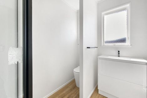 Photo of property in 2/60 Gowing Drive, Meadowbank, Auckland, 1072