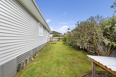 Photo of property in 408a Carrington Street, Upper Vogeltown, New Plymouth, 4310