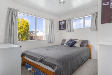 Photo of property in 3 Rimu Street, Levin, 5510