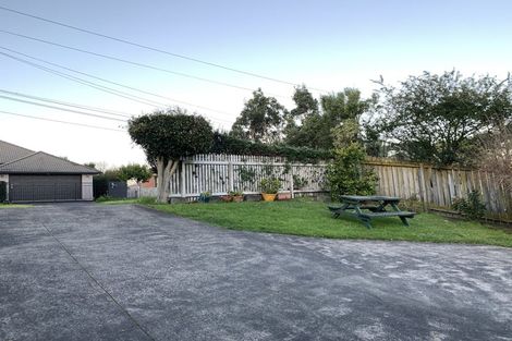 Photo of property in 1 Tyburnia Avenue, Mount Albert, Auckland, 1025