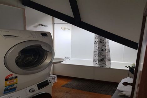 Photo of property in 24/10 Pitarua Street, Thorndon, Wellington, 6011