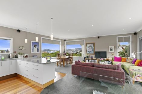 Photo of property in 16 Lakshmi Place, Khandallah, Wellington, 6035