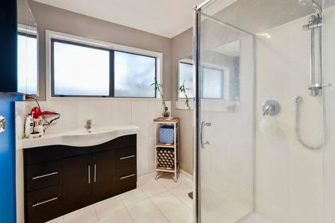 Photo of property in 1/2 Huia Road, Papatoetoe, Auckland, 2025