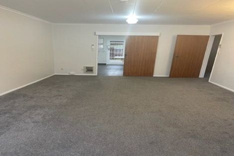 Photo of property in 2/30 Whitley Avenue, Ebdentown, Upper Hutt, 5018