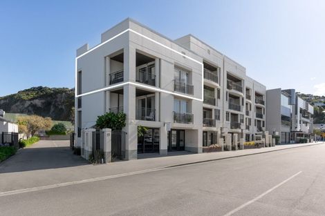 Photo of property in Admiralty Courts, 1/42 Marriner Street, Sumner, Christchurch, 8081