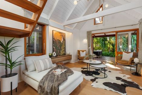 Photo of property in 34 Castor Bay Road, Castor Bay, Auckland, 0620