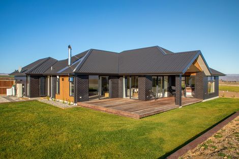 Photo of property in 355 Golden Road, Springvale, Alexandra, 9393