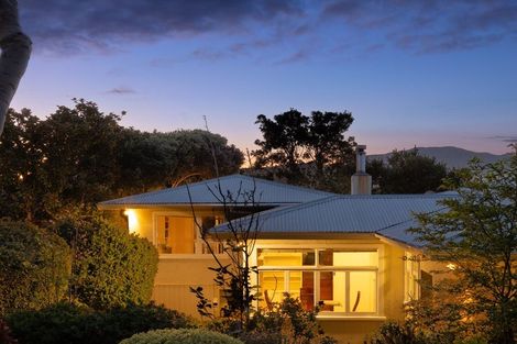 Photo of property in 3 Arthur Street, Paraparaumu Beach, Paraparaumu, 5032