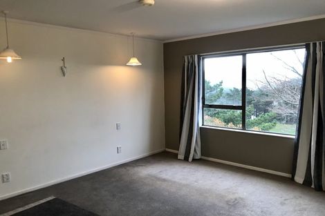 Photo of property in 125 Mark Avenue, Grenada Village, Wellington, 6037