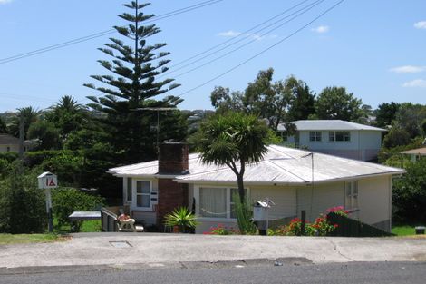 Photo of property in 16 Jamaica Place, Blockhouse Bay, Auckland, 0600