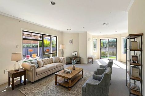 Photo of property in 4 Francis Skinner Place, Orewa, 0931