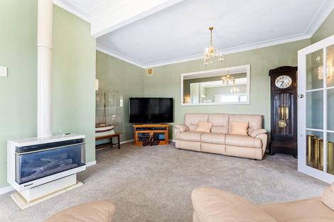 Photo of property in 88 Birkdale Road, Birkdale, Auckland, 0626