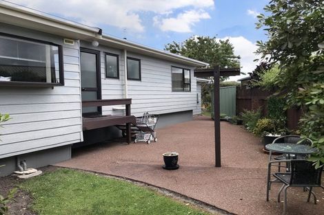 Photo of property in 12 Crampton Court, Orewa, 0931