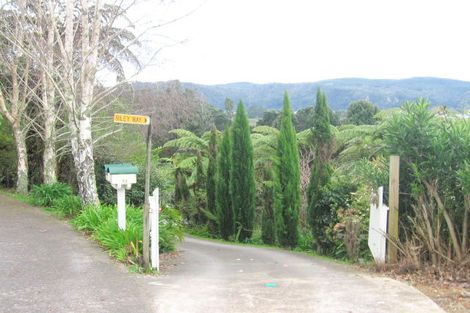 Photo of property in 12 Gregory Lane, Whangamata, 3691