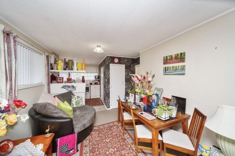 Photo of property in 124 Govett Avenue, Frankleigh Park, New Plymouth, 4310