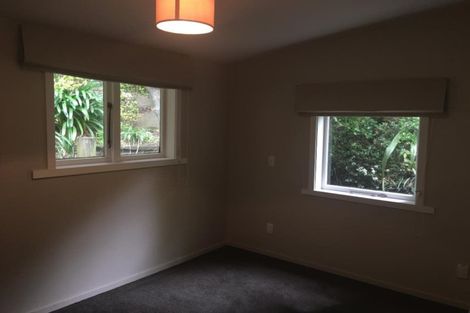 Photo of property in 23 Hawkhurst Road, Lyttelton, 8082