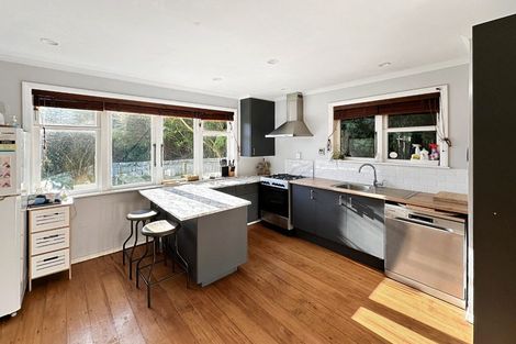 Photo of property in 79 Stokes Valley Road, Stokes Valley, Lower Hutt, 5019