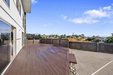 Photo of property in 459 Devon Street West, Lynmouth, New Plymouth, 4310
