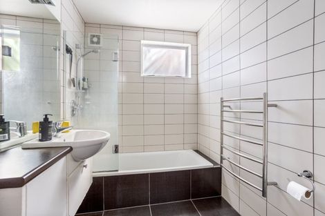 Photo of property in 505a Point Chevalier Road, Point Chevalier, Auckland, 1022