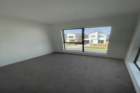 Photo of property in 72 Bellbird Street, Papakura, 2110