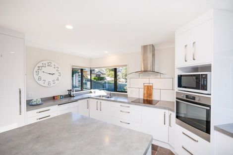 Photo of property in 21 Montana Way, Milson, Palmerston North, 4414