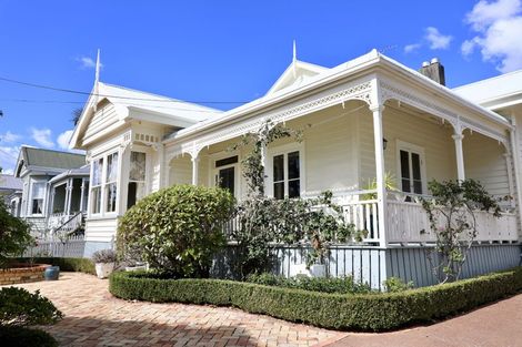 Photo of property in 7 Grahame Street, Devonport, Auckland, 0624