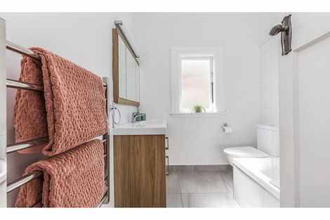 Photo of property in 7 Clutha Avenue, Khandallah, Wellington, 6035