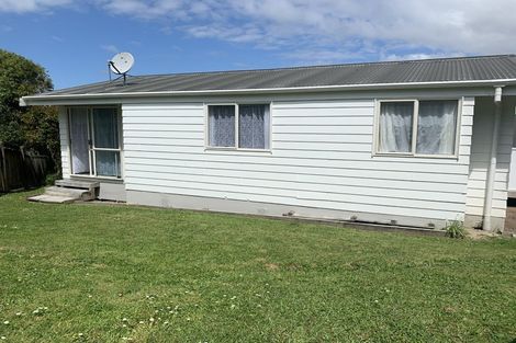 Photo of property in 1/26 Peterhouse Place, West Harbour, Auckland, 0618