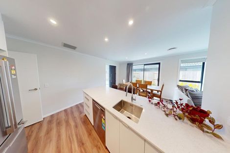 Photo of property in 40 Atlantic Drive, Fitzherbert, Palmerston North, 4410