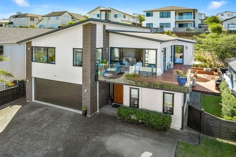 Photo of property in 37 Remuremu Street, Long Bay, Auckland, 0630