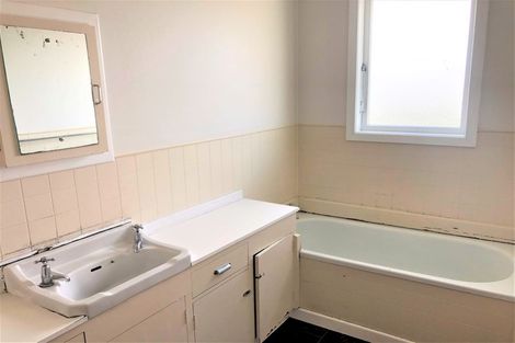 Photo of property in 259 Don Buck Road, Massey, Auckland, 0614