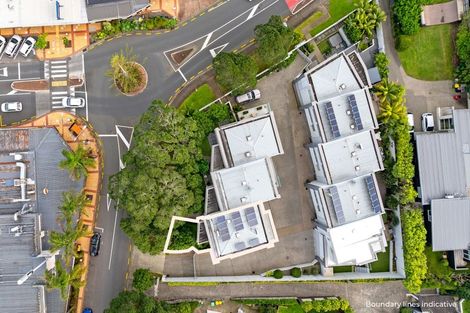 Photo of property in Montrose Villas, 441c Beach Road, Mairangi Bay, Auckland, 0630