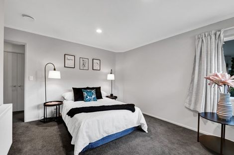 Photo of property in 6c Highfield Place, Highlands Park, New Plymouth, 4312