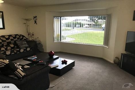 Photo of property in 16 Weka Road, Raumati Beach, Paraparaumu, 5032