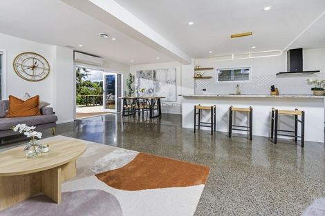 Photo of property in 140 Deep Creek Road, Torbay, Auckland, 0630