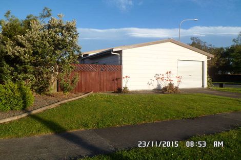 Photo of property in 2 Dahlstrom Grove, Kelvin Grove, Palmerston North, 4414