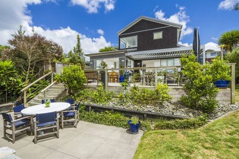 Photo of property in 8 Sealy Road, Torbay, Auckland, 0630