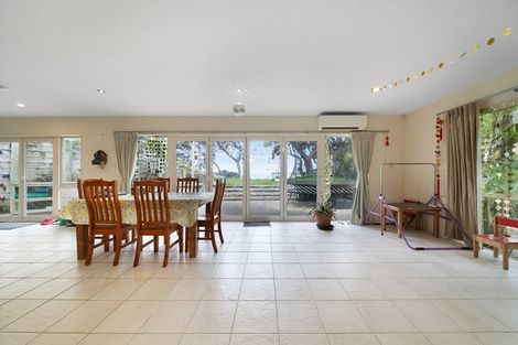 Photo of property in 16 Palm Cove, Arkles Bay, Whangaparaoa, 0932