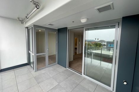Photo of property in Bella Vista, 2f/84 Gunner Drive, Te Atatu Peninsula, Auckland, 0610