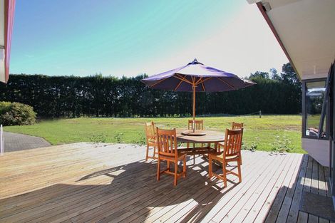 Photo of property in 100a Tara Road, Papamoa Beach, Te Puke, 3187