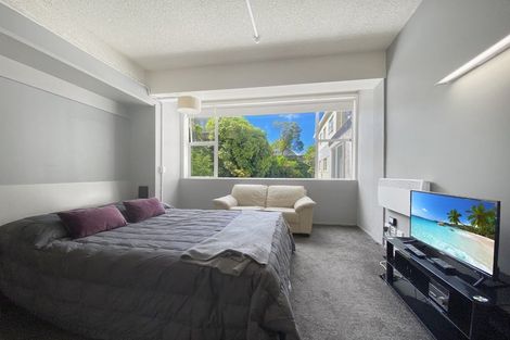Photo of property in Sharella Living, 20 Glenmore Street, Thorndon, Wellington, 6011