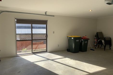 Photo of property in 4 Park Grove, Belmont, Lower Hutt, 5010
