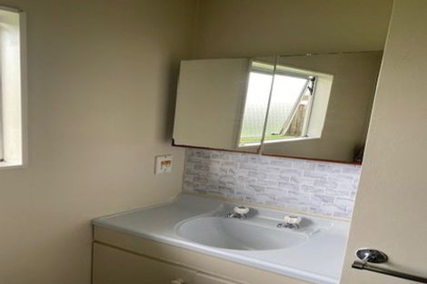 Photo of property in 1/86 Birkdale Road, Birkdale, Auckland, 0626