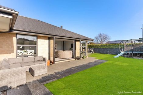 Photo of property in 17 Eyrewell Road, Pegasus, 7612