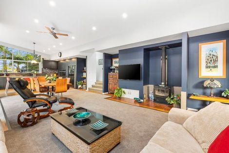 Photo of property in 84a Scott Road, Stanmore Bay, Whangaparaoa, 0932