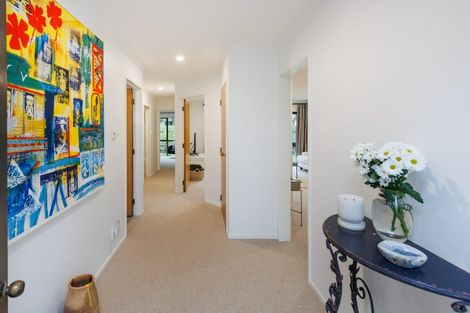 Photo of property in 3 Winston Avenue, Hokowhitu, Palmerston North, 4410